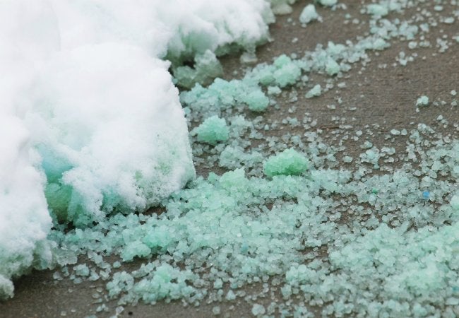 How to Remove Ice from Driveway - with Magnesium Chloride