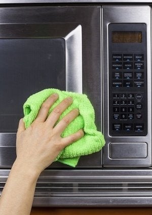 How to Clean a Microwave - Bob Vila