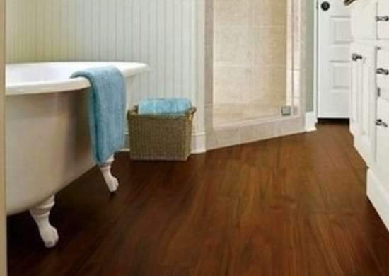 Laminate Flooring - Bathroom Floor Tile: 14 Top Options ...