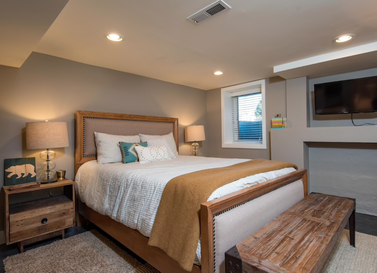 Cozy Basement Bedroom Design Ideas
